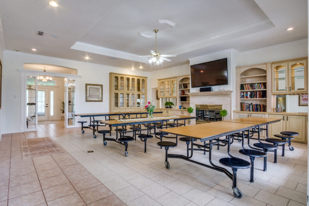Providence Hill Academy Grade K-12 School Weatherford Texas